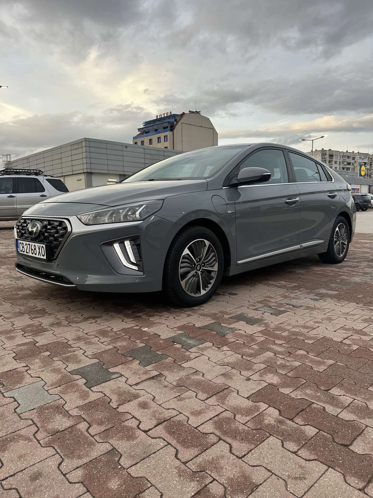 Hyundai Ioniq Premium
