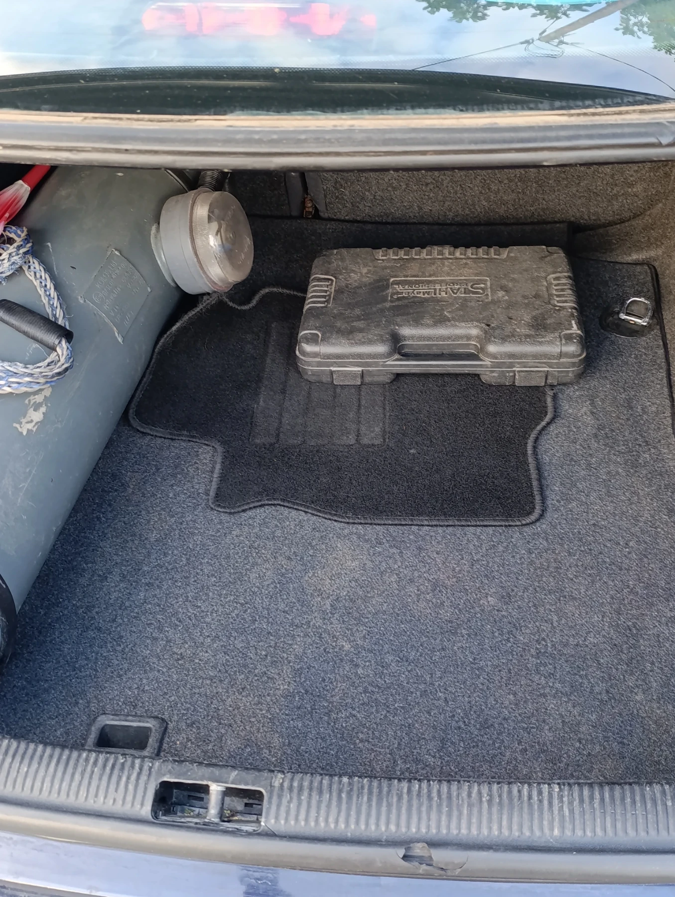Audi A4 1.8, снимка 9 - Автомобили и джипове - 55697812