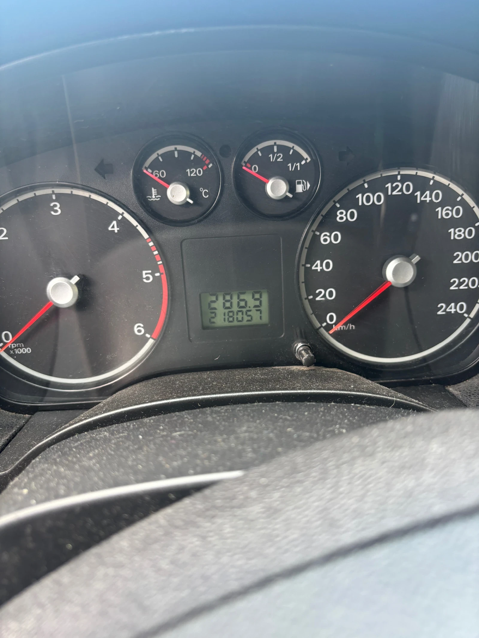 Ford Focus 1.6, снимка 9 - Автомобили и джипове - 55117140