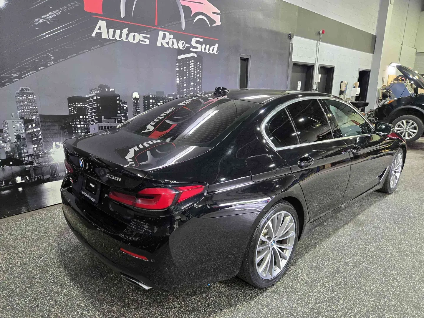 BMW 125 530I x Drive Sedan, снимка 5 - Автомобили и джипове - 55147846