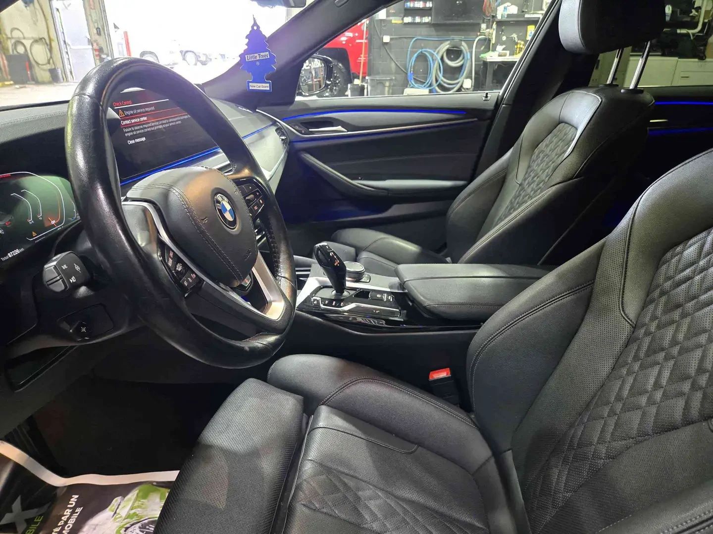 BMW 125 530I x Drive Sedan, снимка 7 - Автомобили и джипове - 55147846