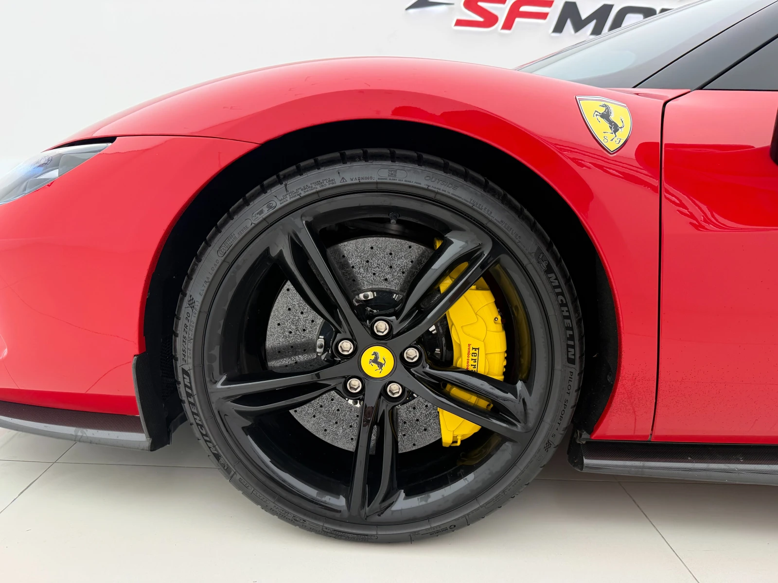 Ferrari 296GTB FULL CARBON/AKRAPOVIC, снимка 7 - Автомобили и джипове - 55187846