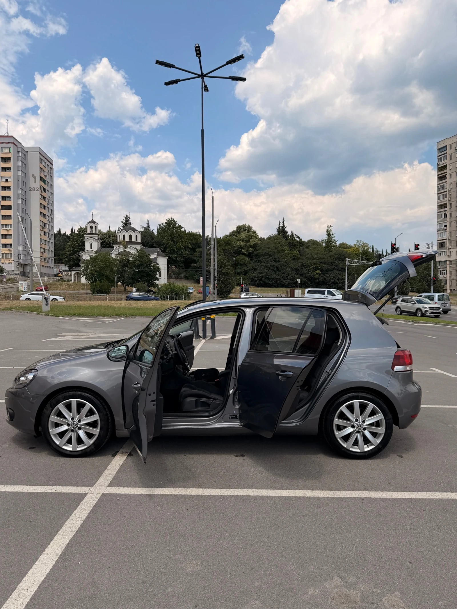 VW Golf 1.4 TSI 122 к.с., снимка 8 - Автомобили и джипове - 55318409