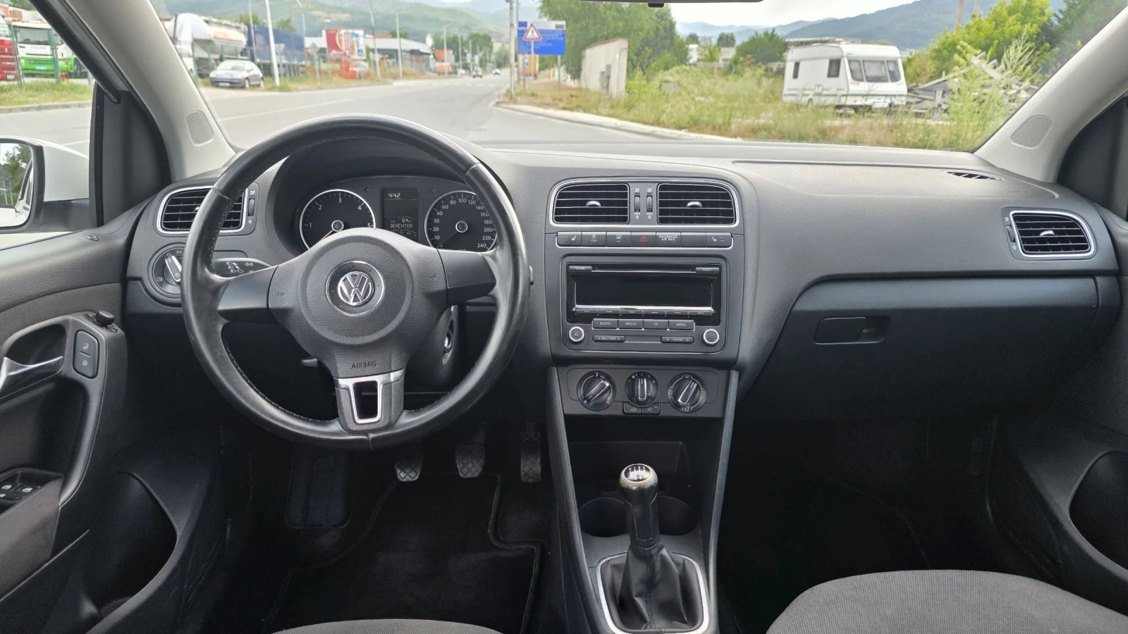 VW Polo 1.2 Климатик , снимка 7 - Автомобили и джипове - 55319976