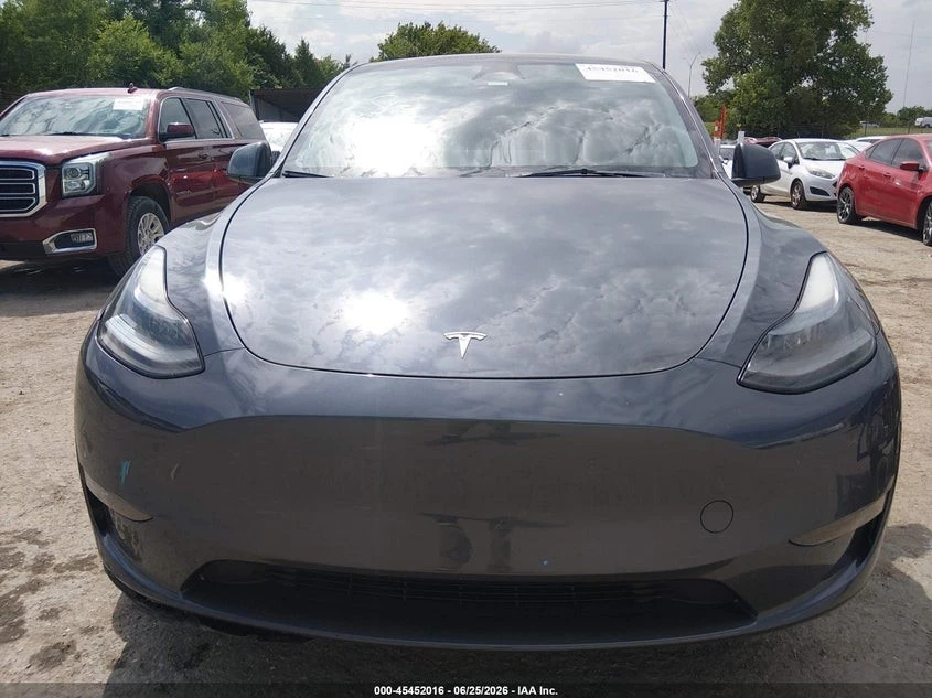Tesla Model Y DUAL* MOTOR* AWD* LONG* RANGE* , снимка 3 - Автомобили и джипове - 55588704