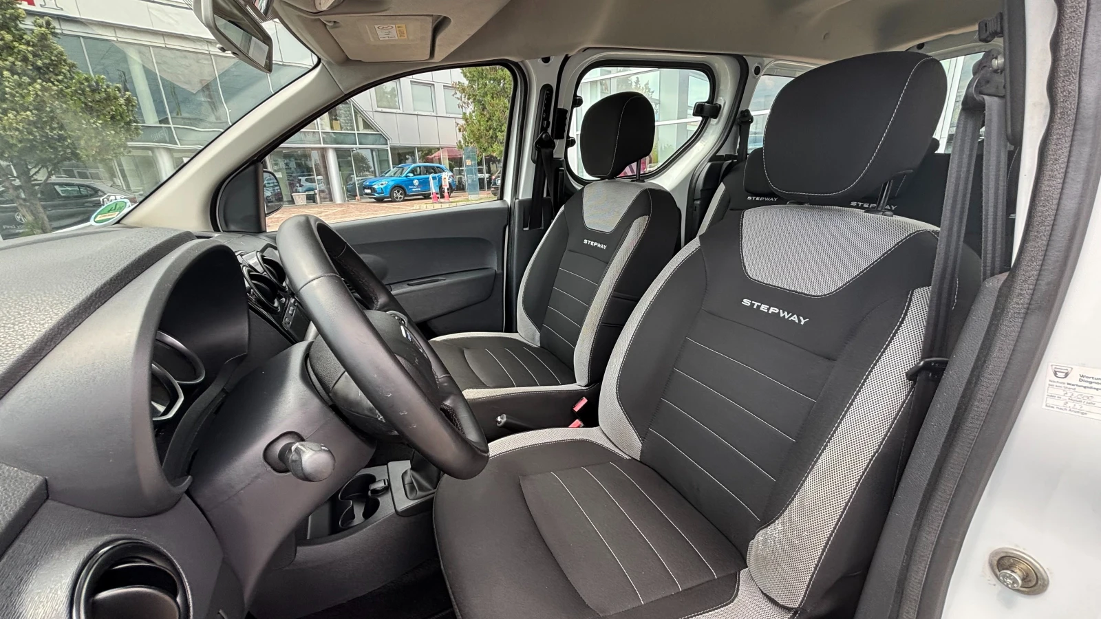 Dacia Dokker Stepway TCe 102 к.с. бензин Stop & Start BVM6, снимка 16 - Автомобили и джипове - 55596118