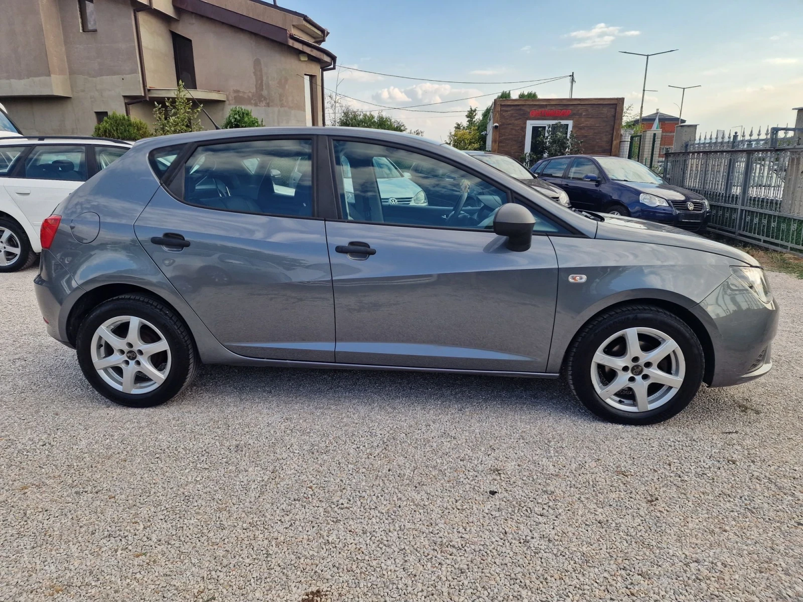 Seat Ibiza Промо цена , снимка 4 - Автомобили и джипове - 55735206