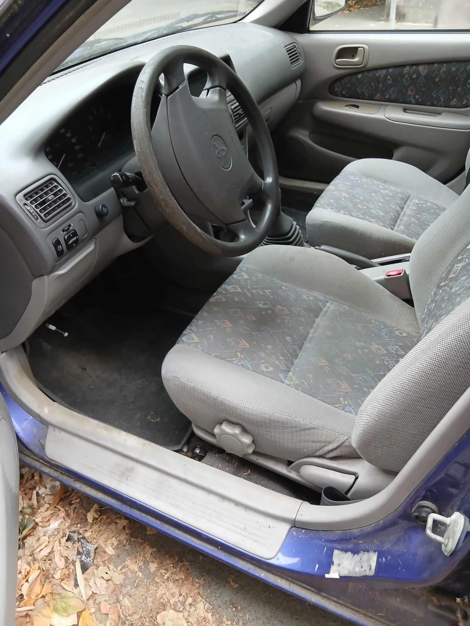 Toyota Corolla, снимка 2 - Автомобили и джипове - 56625320