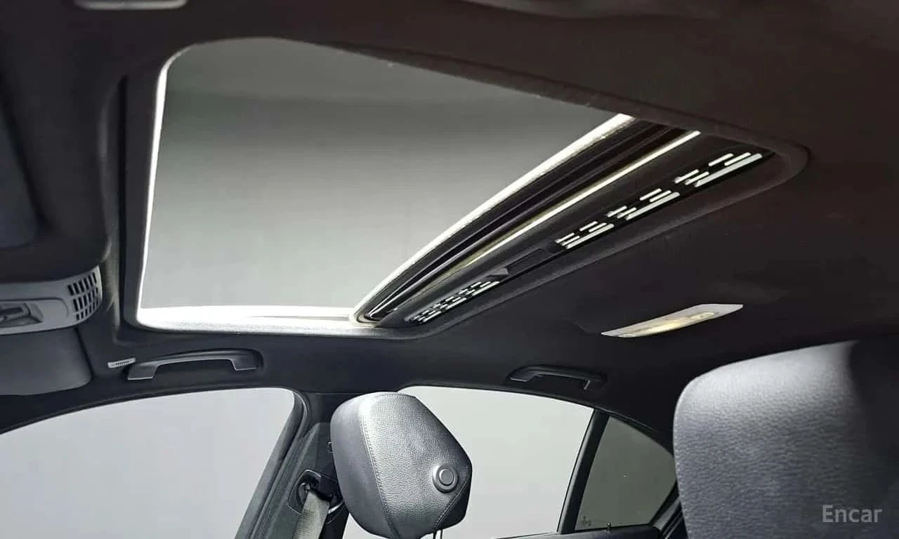 BMW 330, снимка 16 - Автомобили и джипове - 56685811
