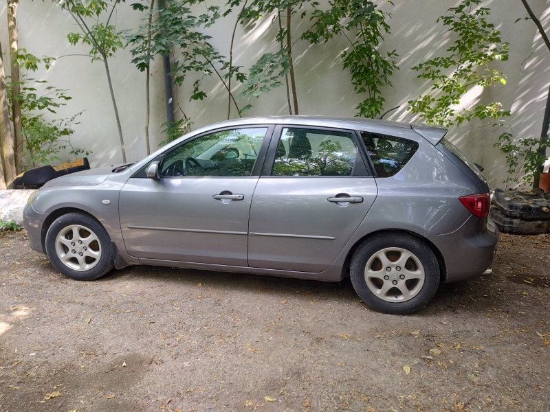 Mazda 3 1.6  , снимка 1 - Автомобили и джипове - 46136559