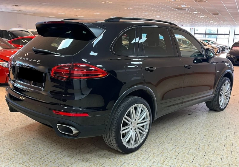 Porsche Cayenne 3.0 V6 Diesel, снимка 4 - Автомобили и джипове - 47282951