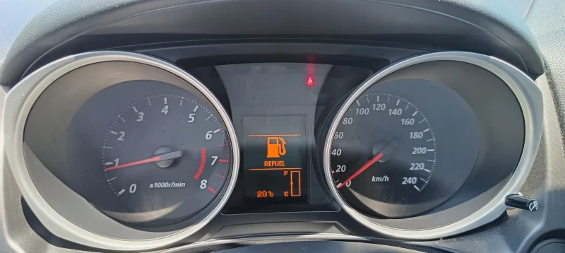 Mitsubishi ASX 1.6- Бензин * Италия , снимка 14 - Автомобили и джипове - 50641486