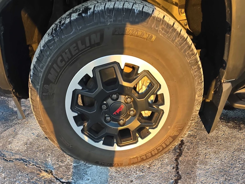 Toyota 4runner Hybrid TRD Off Road 4WD, снимка 7 - Автомобили и джипове - 53497375