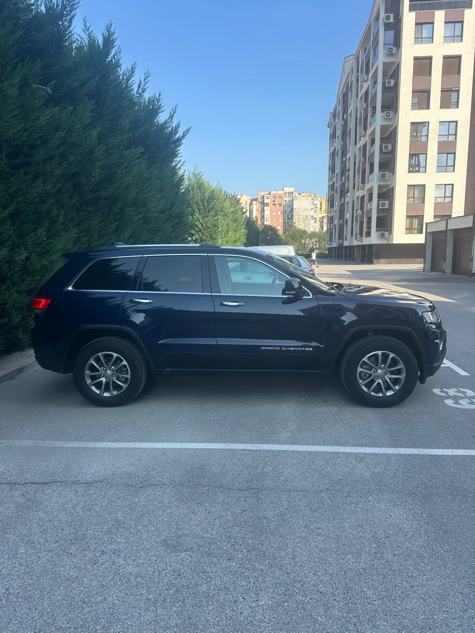 Jeep Grand cherokee Facelift  - изображение 8