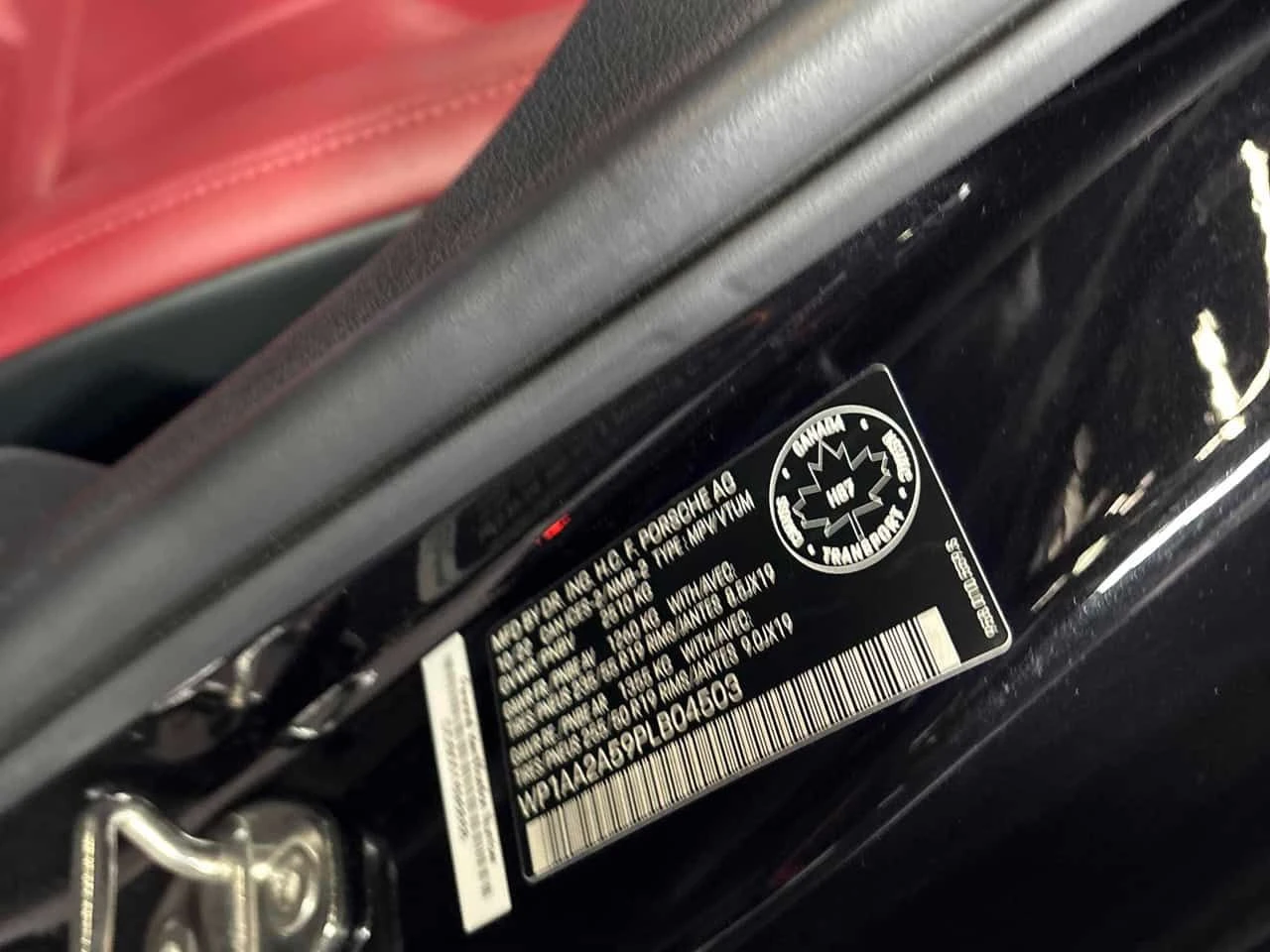 Porsche Macan * AWD * CARFAX * BOSE * ОБДУХВАНЕ * КЛИП НА МОТОРА, снимка 11 - Автомобили и джипове - 54044207