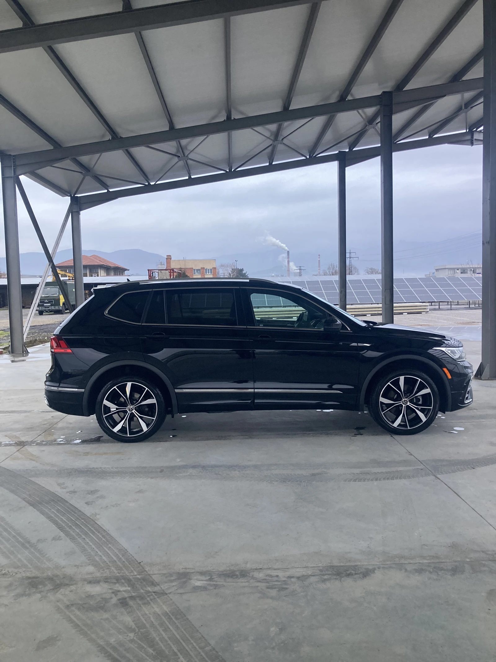 VW Tiguan R-line, снимка 7 - Автомобили и джипове - 54362116