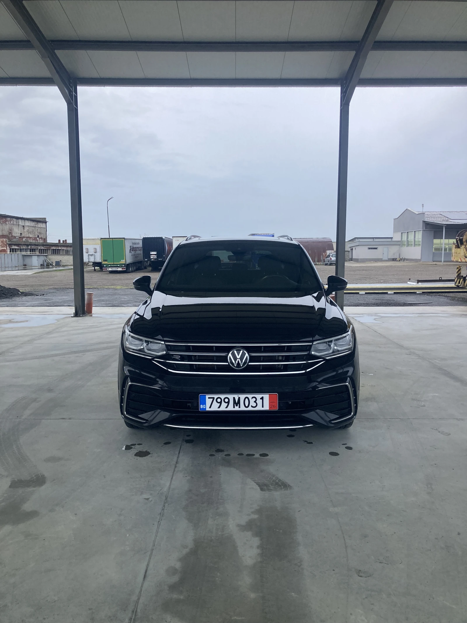 VW Tiguan R-line