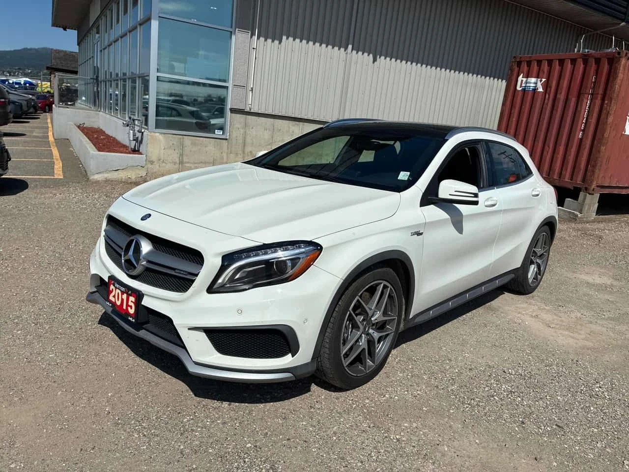 Mercedes-Benz GLA 45 AMG 4MATIC * ГЛАВНО ПРЕДСТАВИТЕЛСТВО НА KIA* 