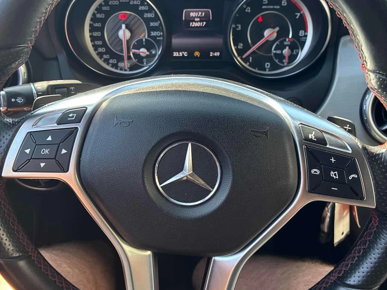 Mercedes-Benz GLA 45 AMG 4MATIC * ГЛАВНО ПРЕДСТАВИТЕЛСТВО НА KIA* , снимка 15 - Автомобили и джипове - 54703237