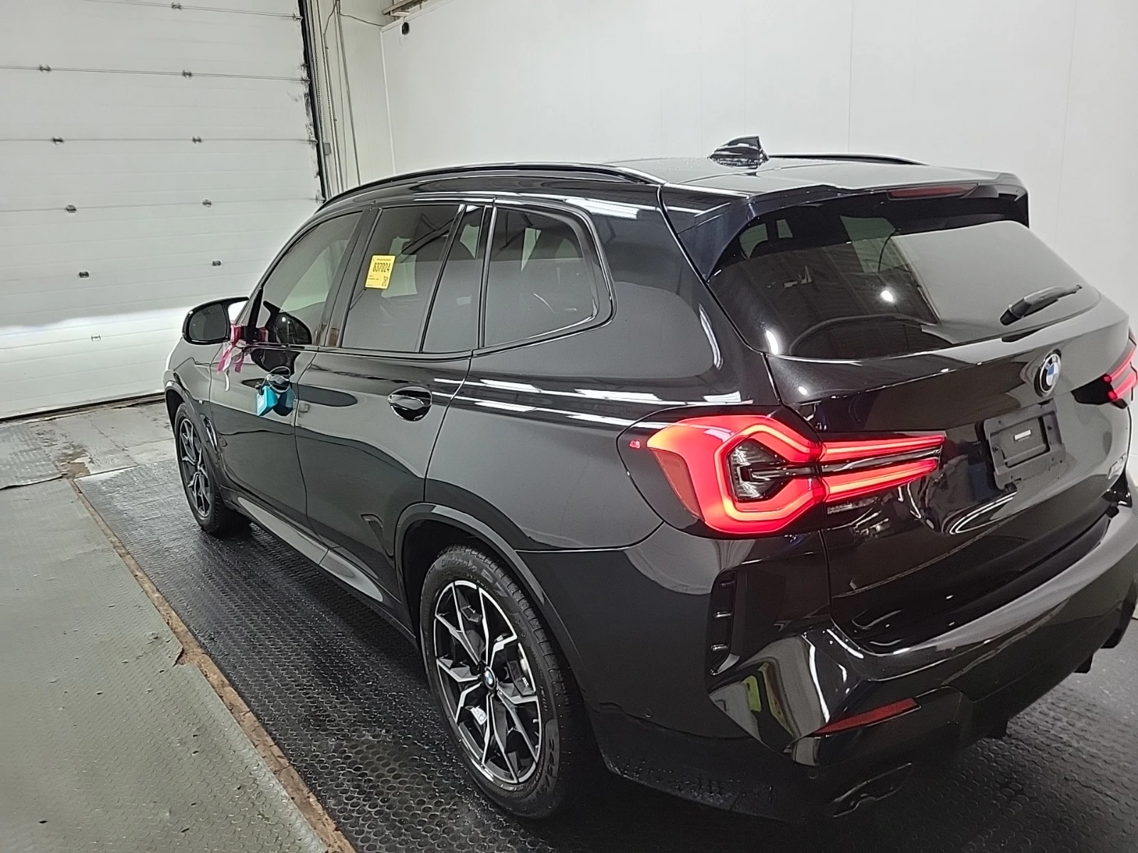 BMW X3 M40I / 360 / HUD / Harman Kardon / ФИНАНСИРАНЕ , снимка 6 - Автомобили и джипове - 54973103