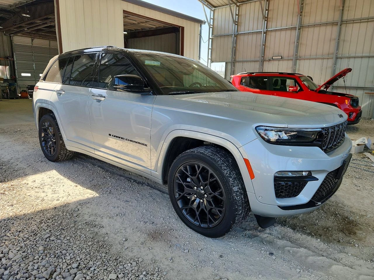 Jeep Grand cherokee SUMMIT* AWD* ОБДУХ* МАСАЖИ, снимка 4 - Автомобили и джипове - 55032974