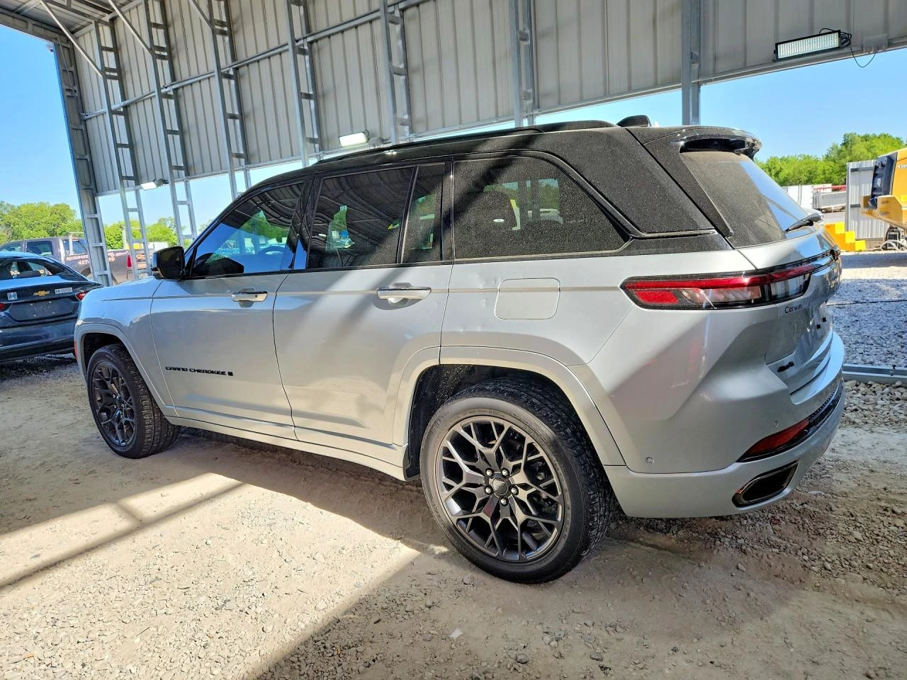 Jeep Grand cherokee SUMMIT* AWD* ОБДУХ* МАСАЖИ, снимка 2 - Автомобили и джипове - 55032974