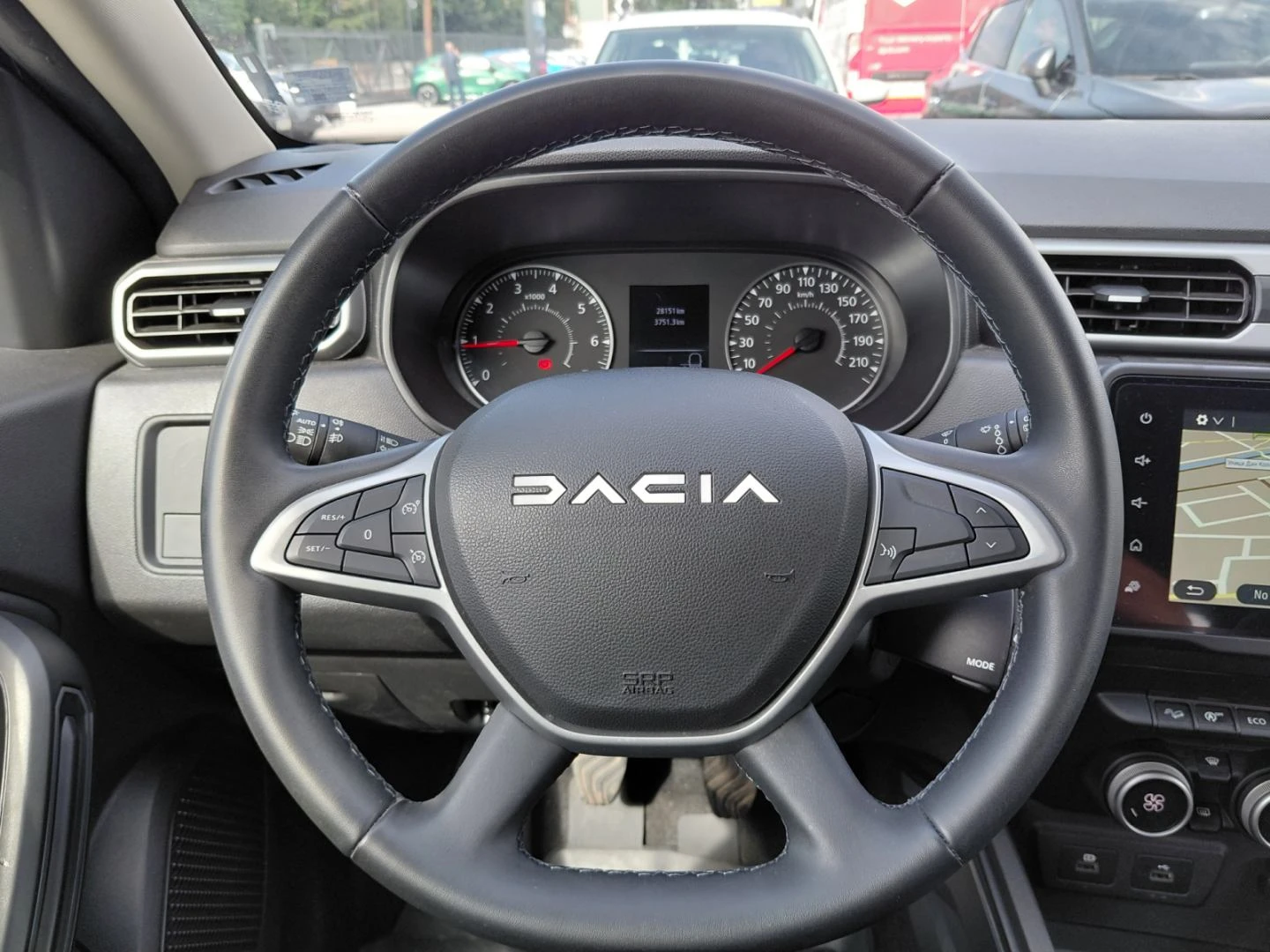 Dacia Duster 1.5blueDCi/115k.c./4x4, снимка 14 - Автомобили и джипове - 55134829