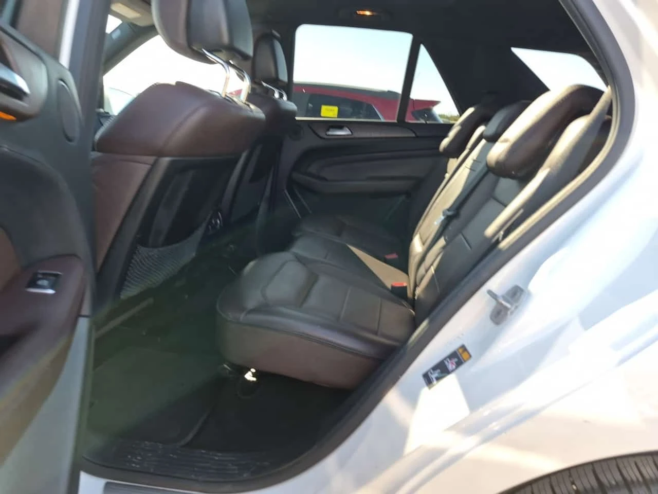 Mercedes-Benz ML 350 D * AIRMATIC * 360 * CARFAX * , снимка 11 - Автомобили и джипове - 56194448