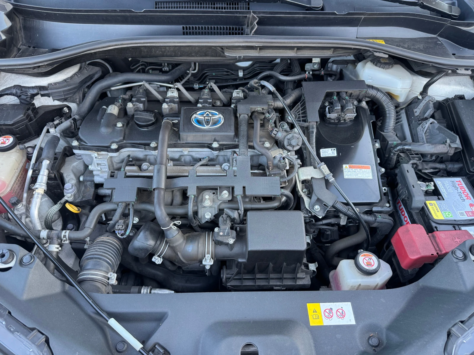 Toyota C-HR Hybrid | Mobile.bg � ����������� 15