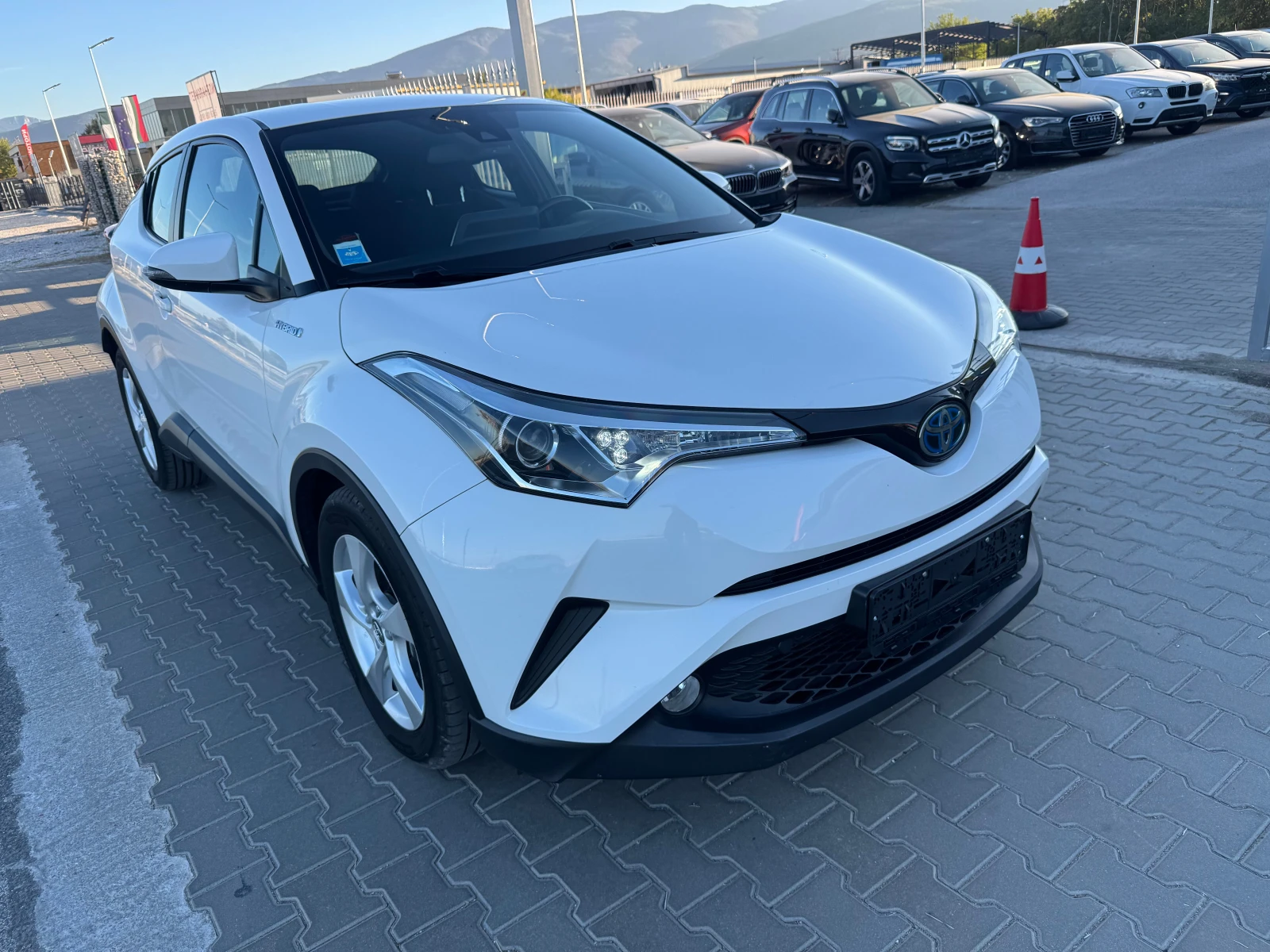 Toyota C-HR Hybrid