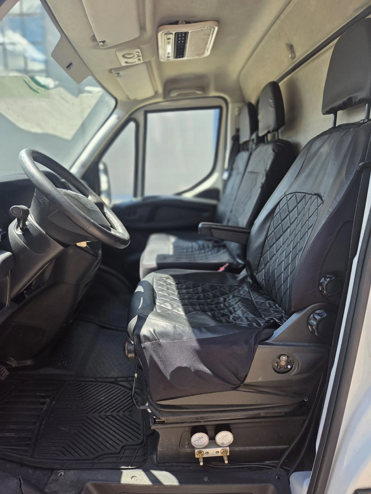 Iveco 35c17, снимка 10 - Бусове и автобуси - 55186570