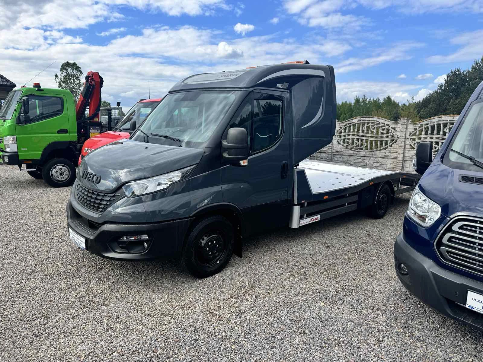 Iveco Daily 35S18 142000 km, снимка 4 - Бусове и автобуси - 55426742