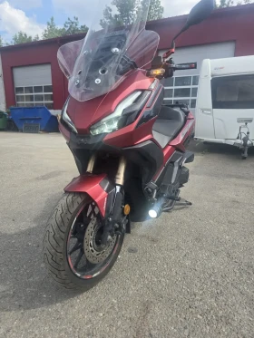     Honda X-ADV 350 ABS