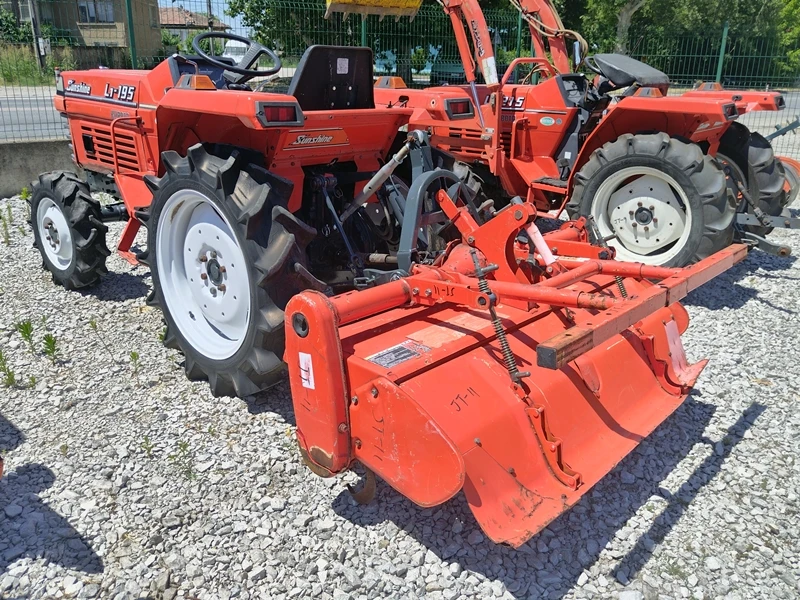 Трактор Kubota L1-195 19к.с. 4WD с фреза ДЖЕЙ ТРЕЙДИНГ - изображение 4
