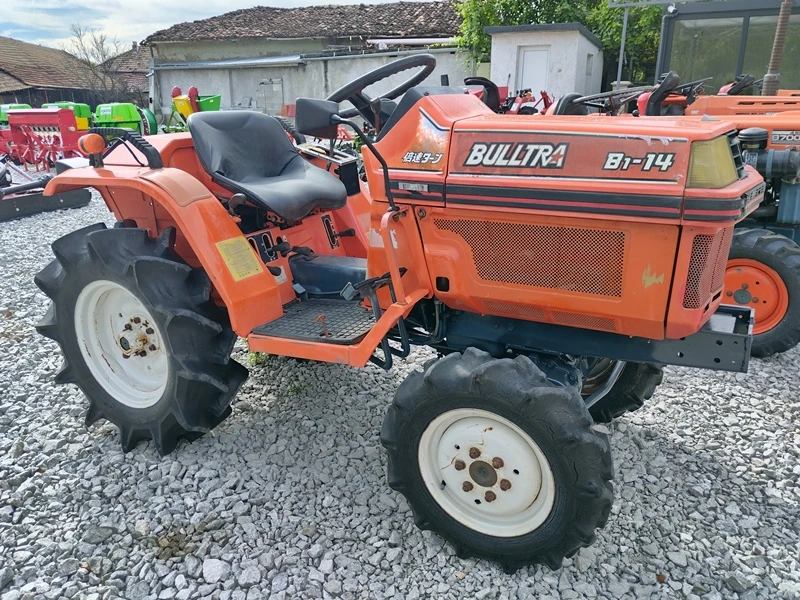 Трактор Kubota L1-205 20к.с. 4WD с фреза ДЖЕЙ ТРЕЙДИНГ, снимка 11 - Селскостопанска техника - 47226782