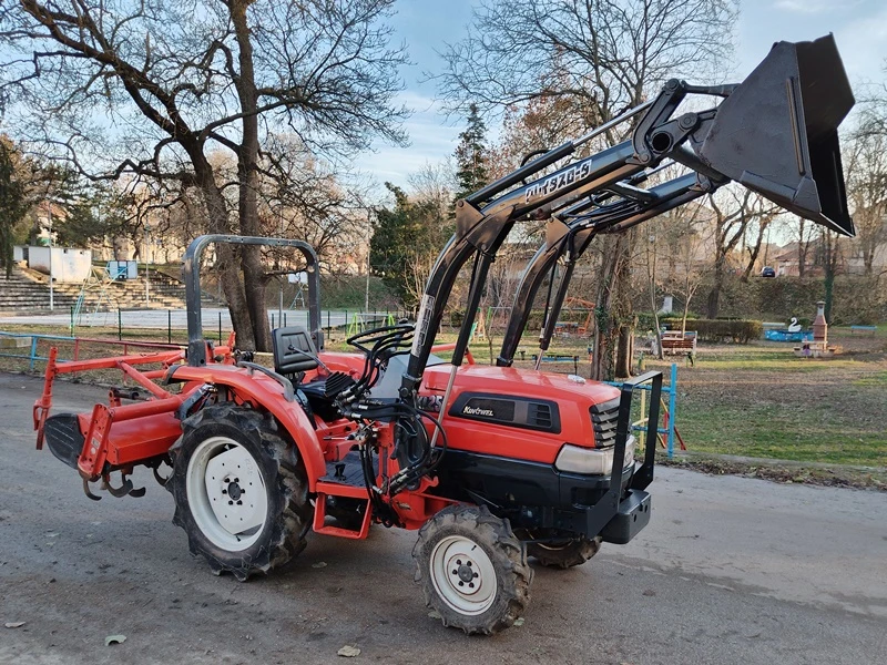 Трактор Kubota L1-205 20к.с. 4WD с фреза ДЖЕЙ ТРЕЙДИНГ - изображение 8