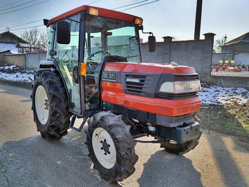 Трактор Kubota L1-205 20к.с. 4WD с фреза ДЖЕЙ ТРЕЙДИНГ, снимка 7 - Селскостопанска техника - 47226782