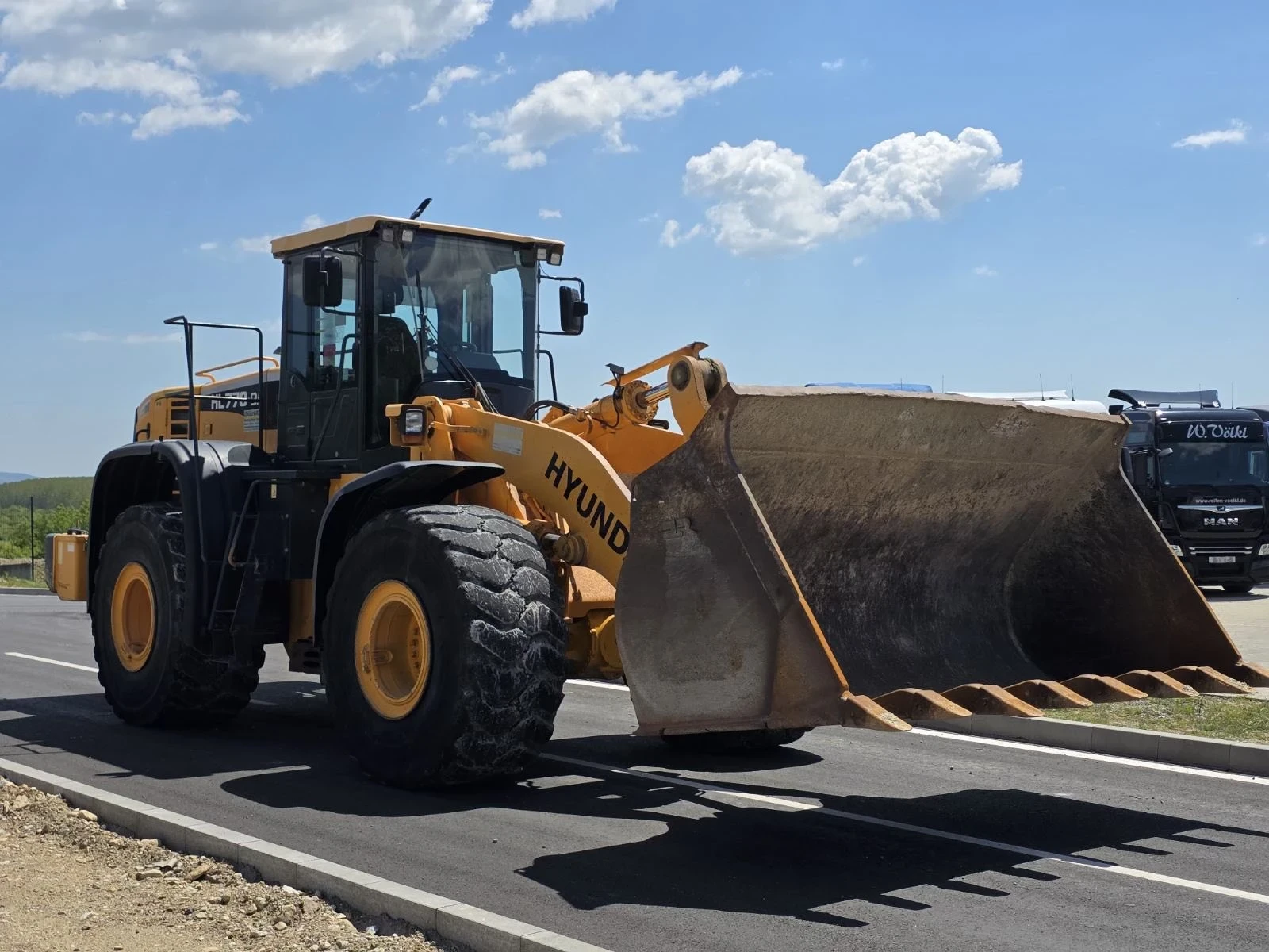 Челен товарач Hyundai HL 770-9A, снимка 7 - Индустриална техника - 54359804