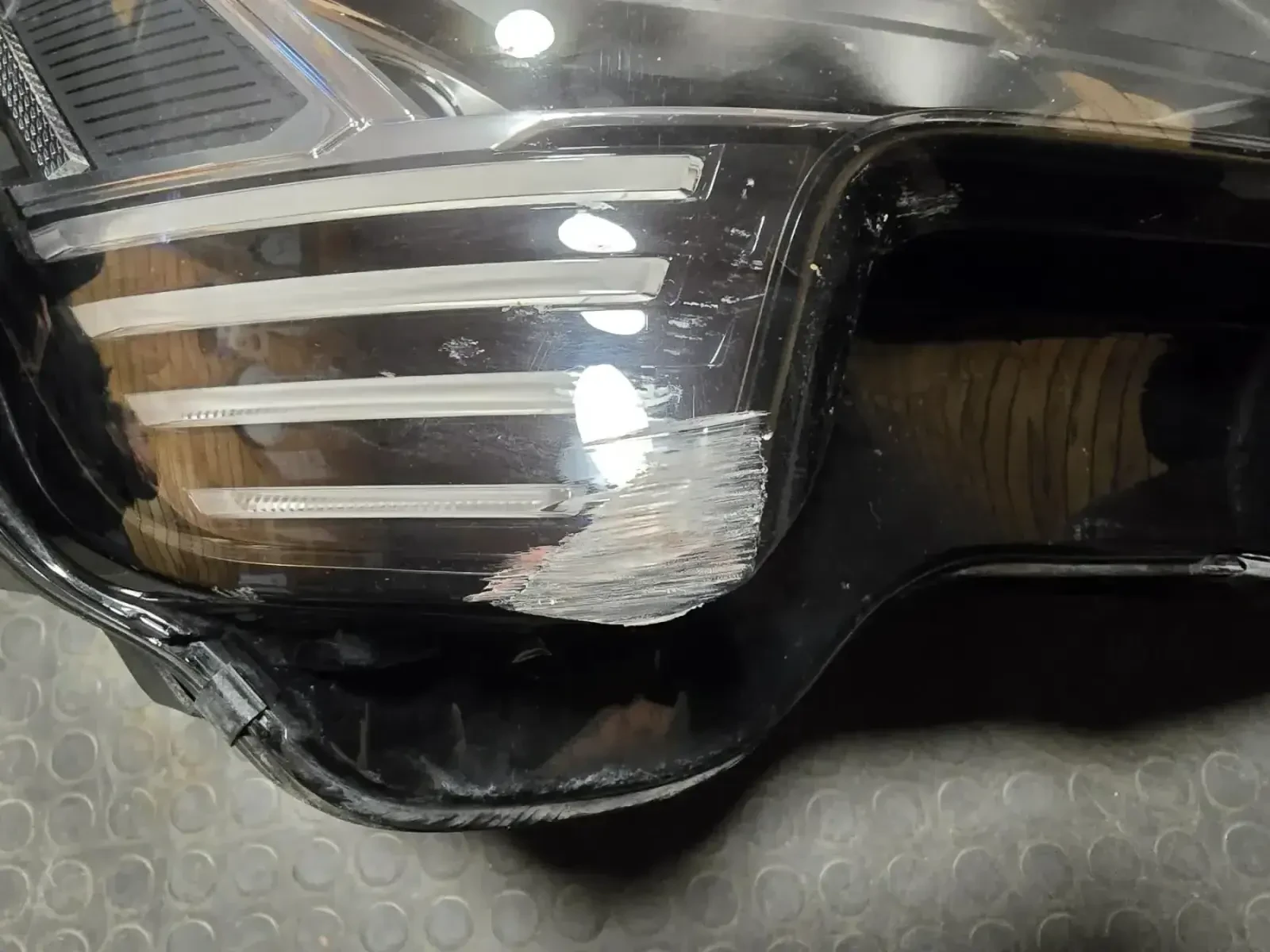     Audi E-Tron  !   | Mobile.bg   2