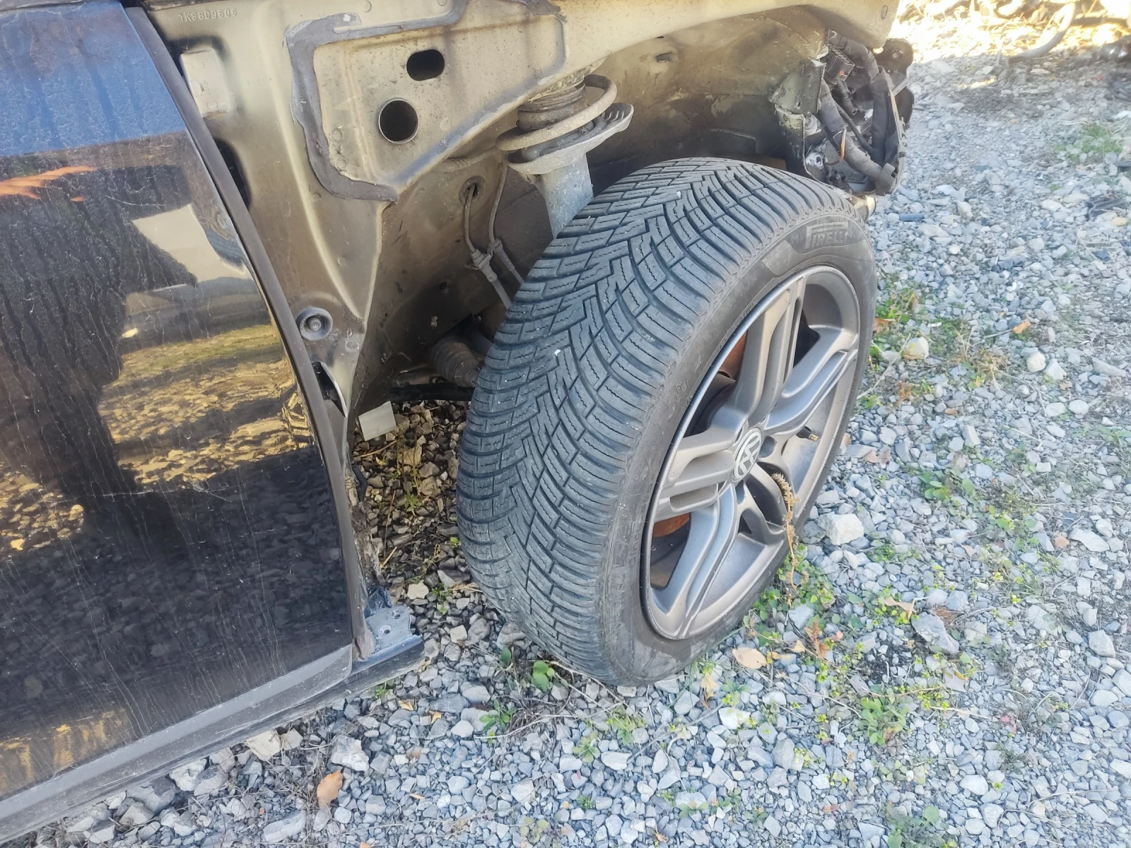    225/45R17  VW Golf | Mobile.bg   2