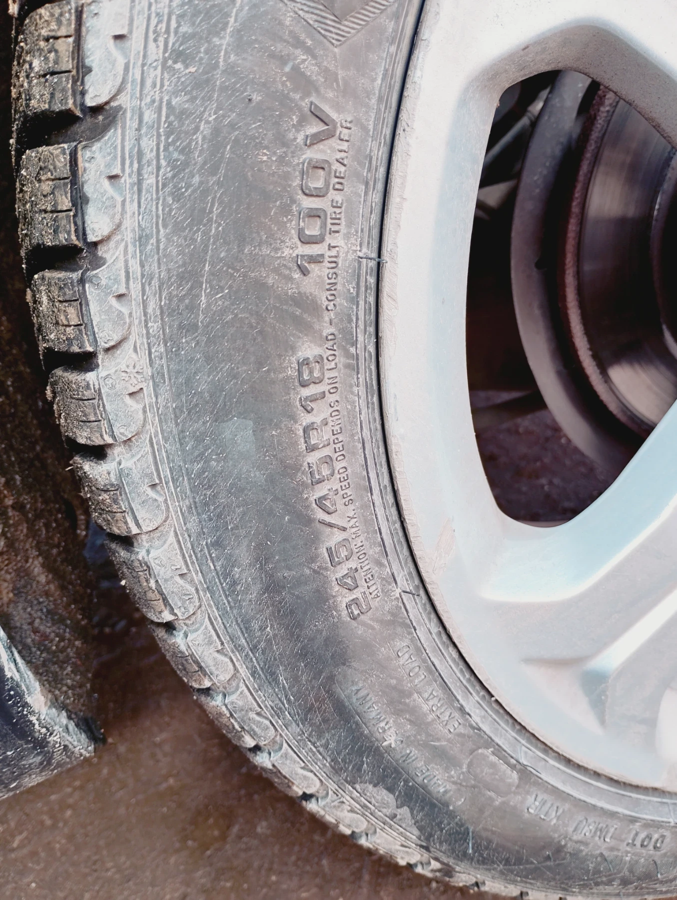 Гуми с джанти Goodyear 245/45R18, снимка 3 - Гуми и джанти - 53726914