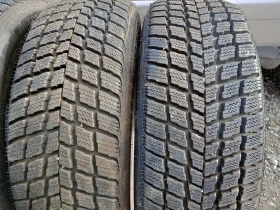 Гуми Зимни 225/60R18, снимка 2 - Гуми и джанти - 52590319