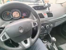 Renault Megane 1.5dci, снимка 8 - Автомобили и джипове - 44262077