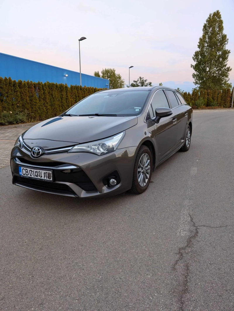 Toyota Avensis, снимка 6 - Автомобили и джипове - 47236233