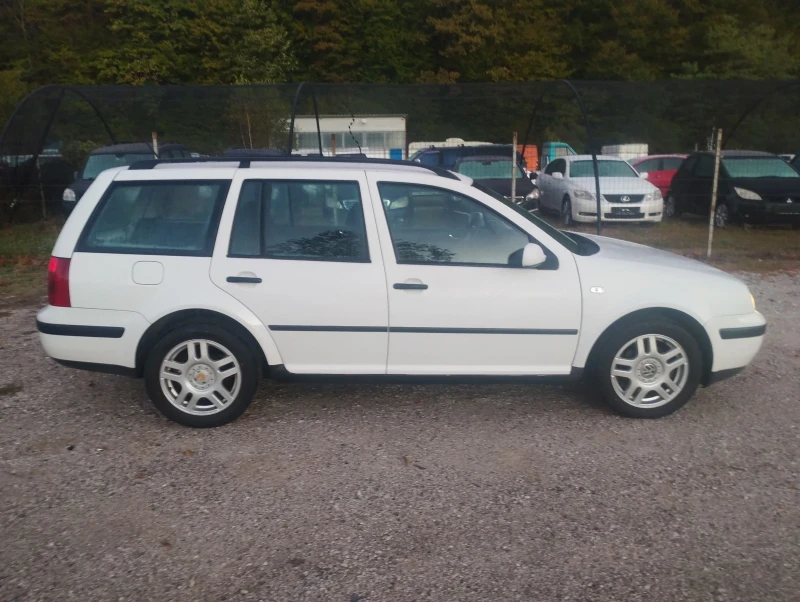 VW Golf 1.9TDi 2005г. Евро 4 , снимка 4 - Автомобили и джипове - 47429504