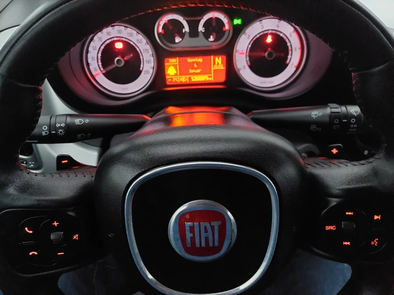 Fiat 500L 1.3jtd  MAXI  95ps, снимка 15 - Автомобили и джипове - 48032781