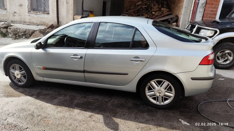 Renault Laguna LATITUDE, снимка 3 - Автомобили и джипове - 48932849