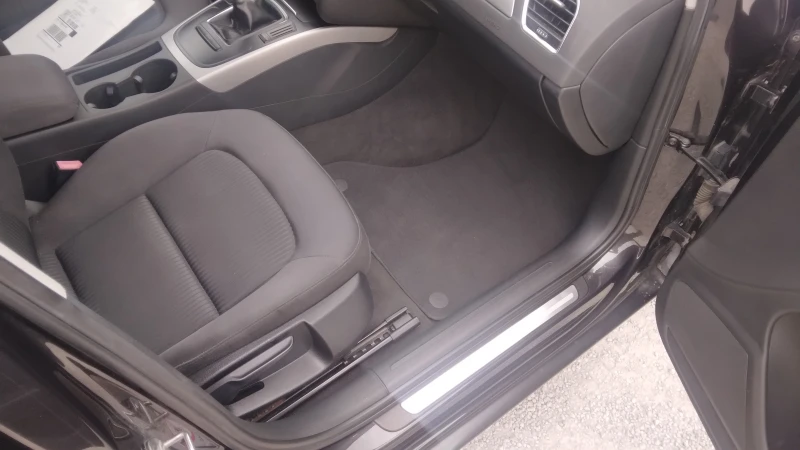 Audi A4, снимка 9 - Автомобили и джипове - 52295974