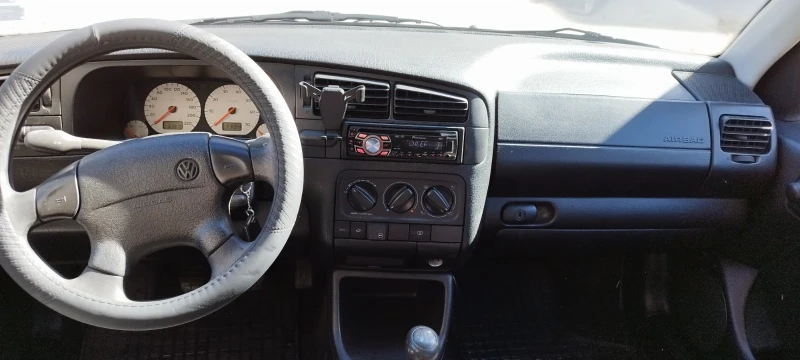 VW Golf 3, снимка 5 - Автомобили и джипове - 52399050