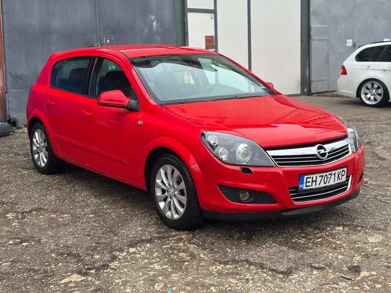 Opel Astra, снимка 2 - Автомобили и джипове - 52978720